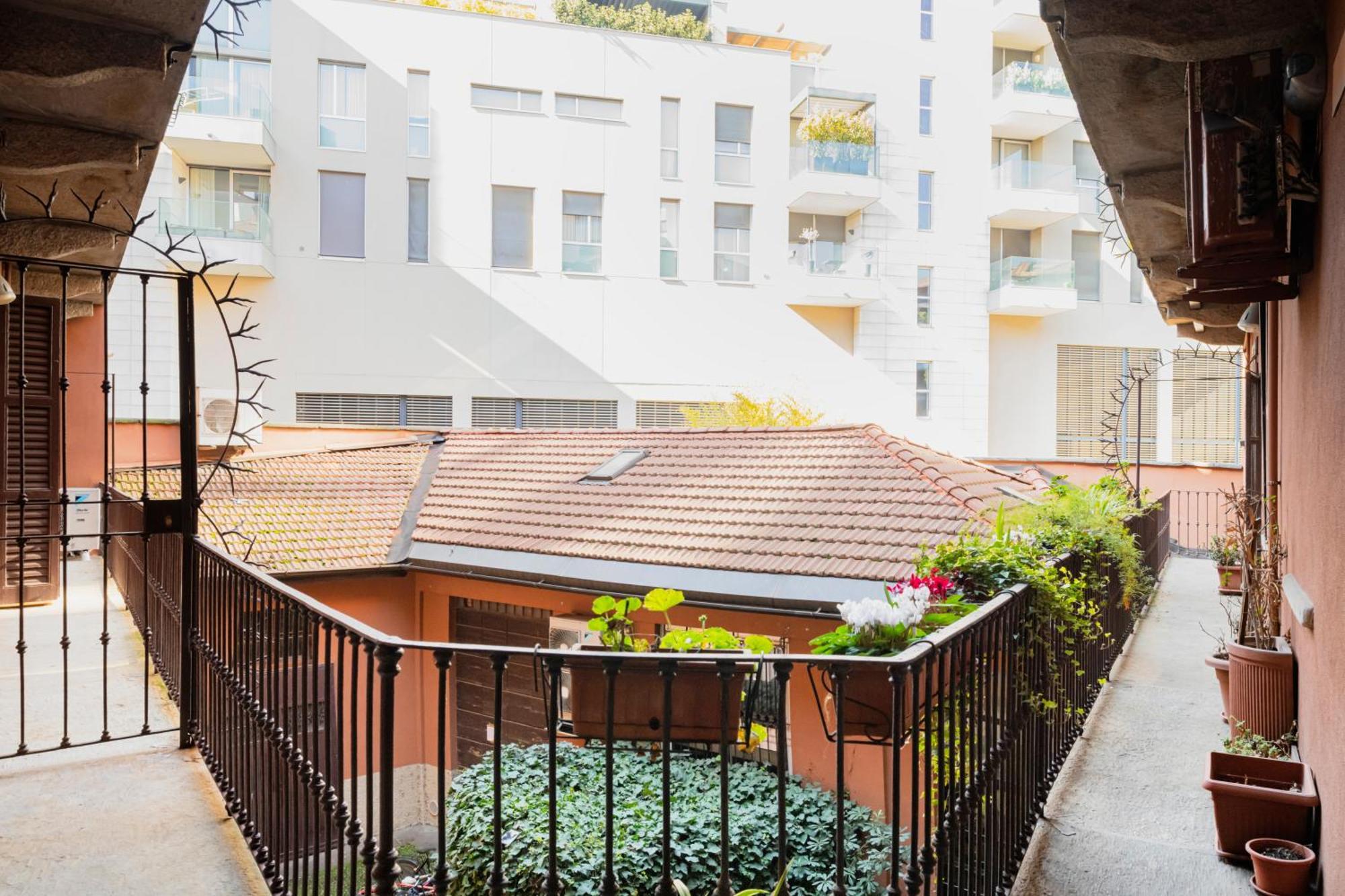 Easylife - Spacious Apartment On The First Floor In The Gae Aulenti Area Милан Экстерьер фото